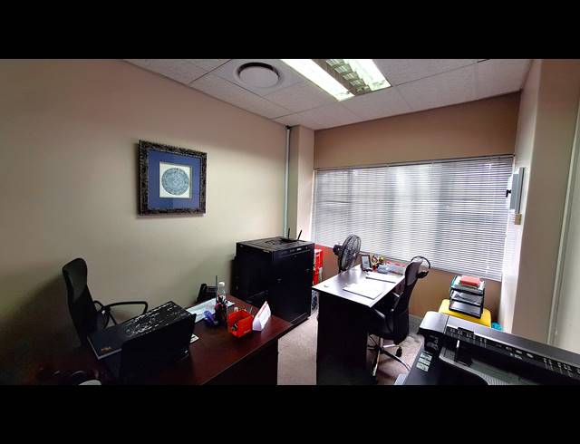 63M² OFFICE SOLD IN SONHEUWEL